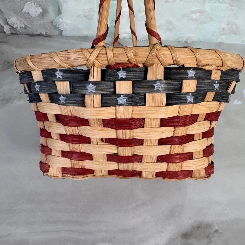 American Flag Hand‎ Basket Ceramic Blueberry Painted Handle Patriotic July 4th